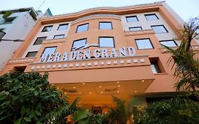 Meraden Grand Hotel Varanasi